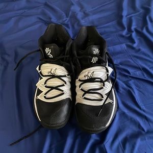 Kyrie 5 black and white